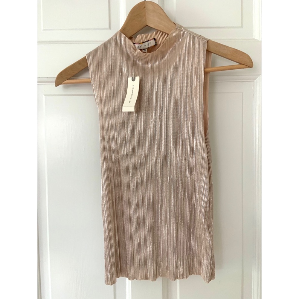 Never worn Anthropologie Crop Top